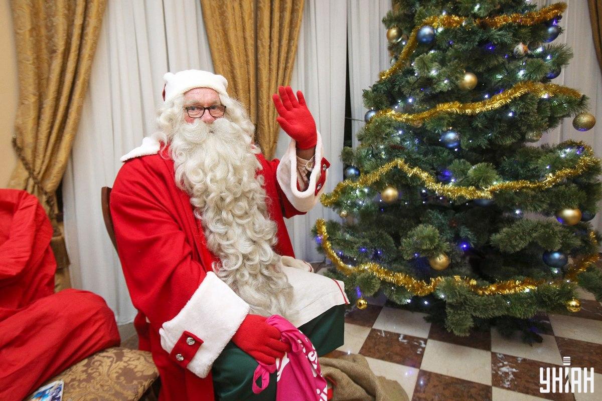 Finden Sie sehr schnell die Katze auf dem Puzzle / Collage mit Moje Foto